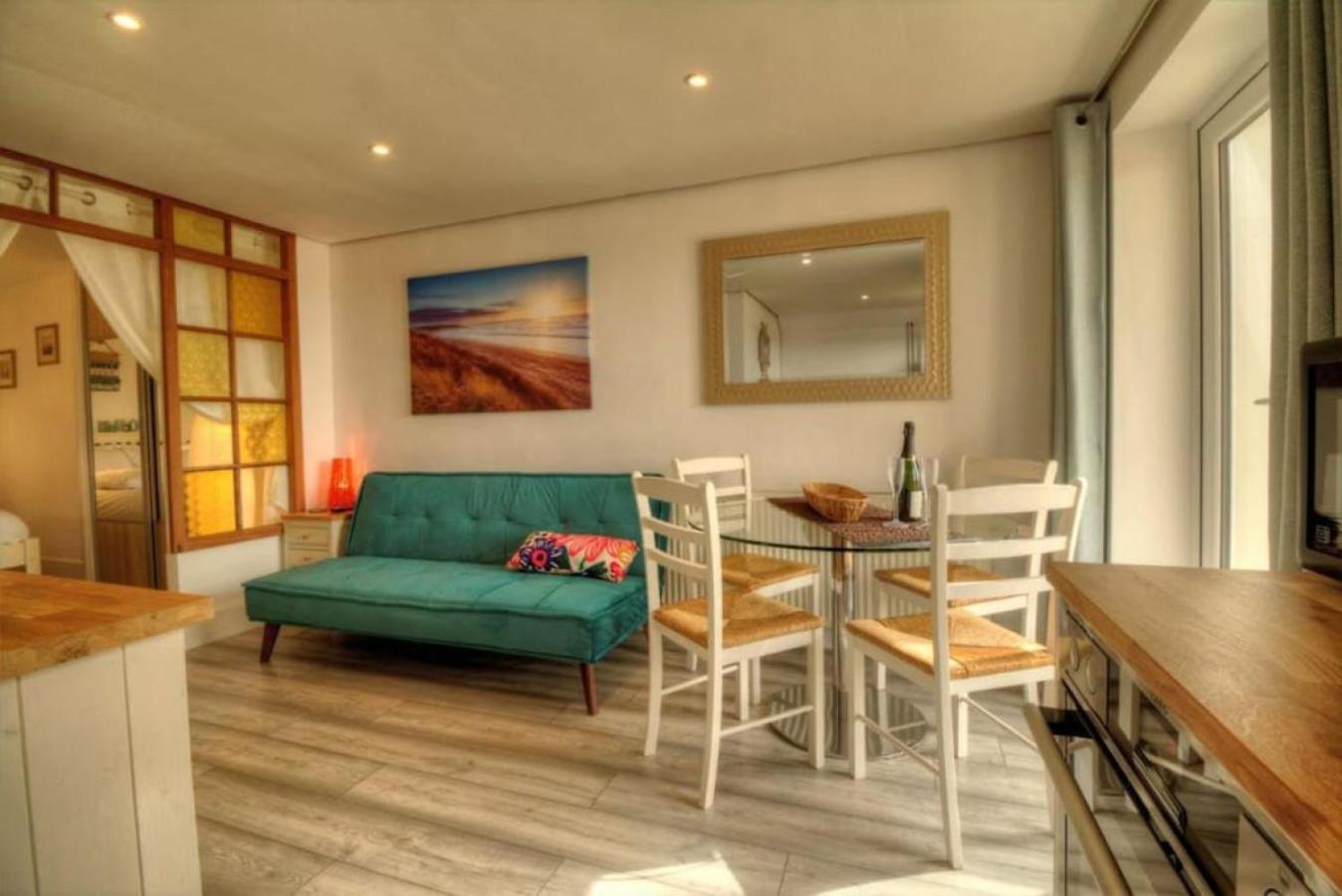 Air Maison - Solent View Beachfront Apartment South Hayling Eksteriør billede